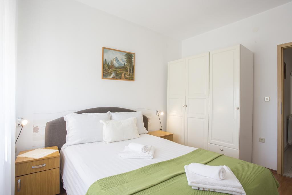 Guest House Croatia Fazana Exterior photo