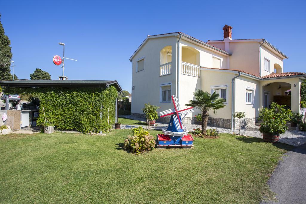 Guest House Croatia Fazana Exterior photo